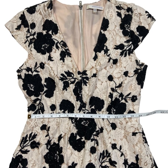 LAVENDER BROWN Fit and Flare Rose Floral Lace Jacquard Dress S - Picture 13 of 16